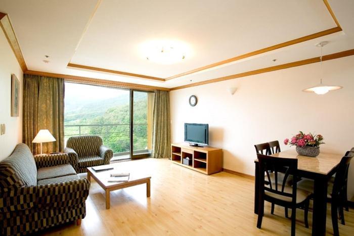 Wellihilli Park Resort Hoengseong Экстерьер фото