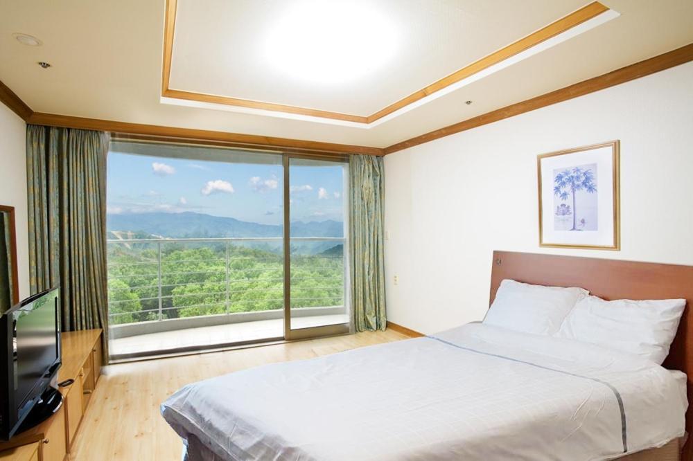 Wellihilli Park Resort Hoengseong Экстерьер фото